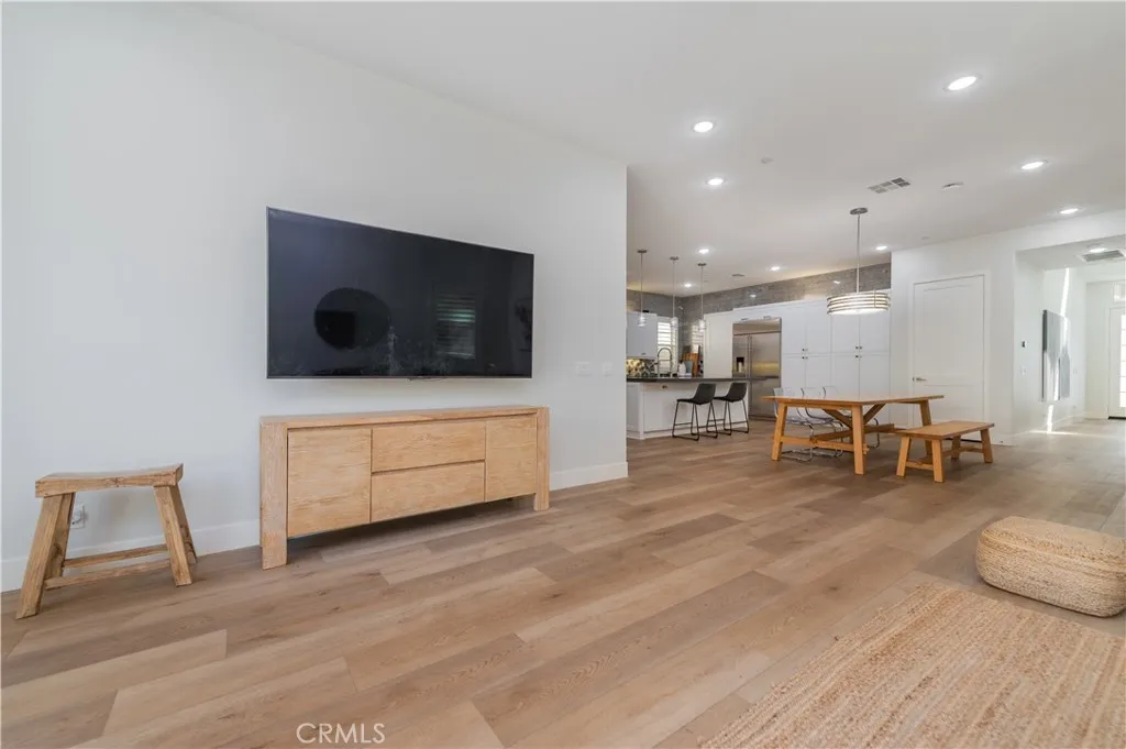 53 Lunar, Irvine, California 92618 home-pic-13